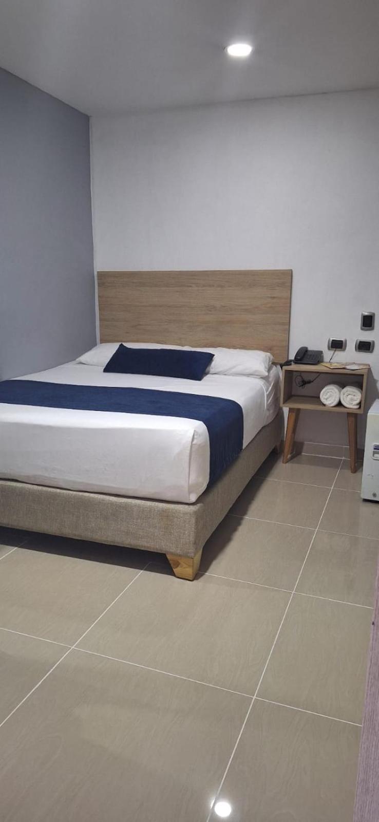 Hotel Suramericana Меделин Екстериор снимка
