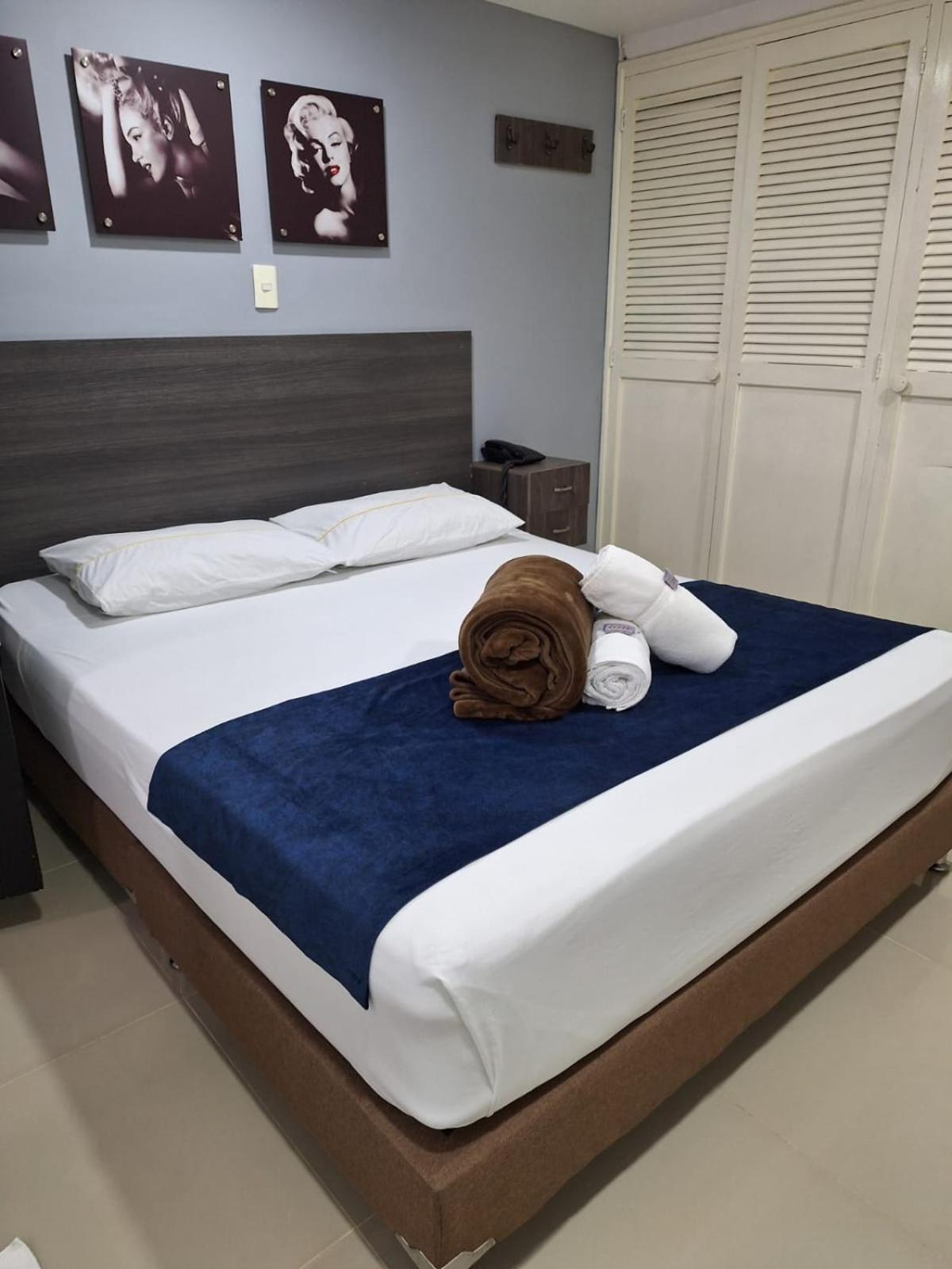Hotel Suramericana Меделин Екстериор снимка