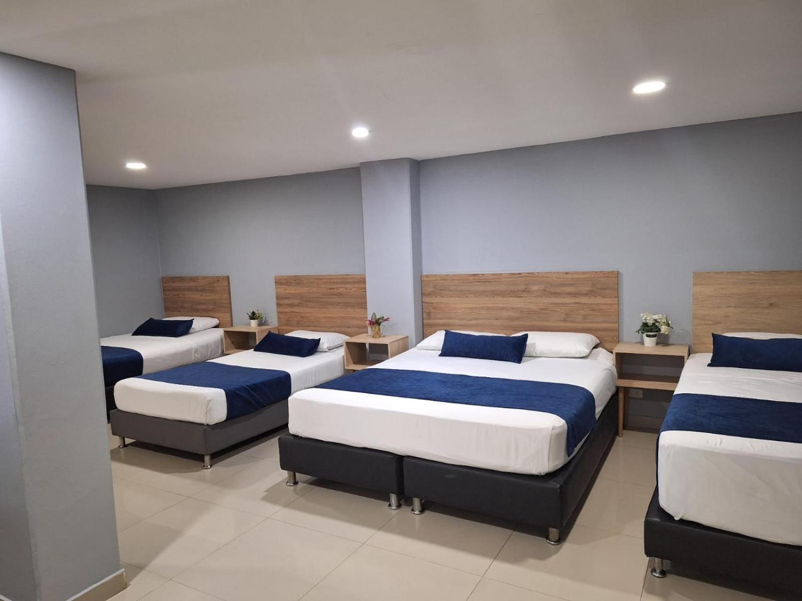 Hotel Suramericana Меделин Екстериор снимка