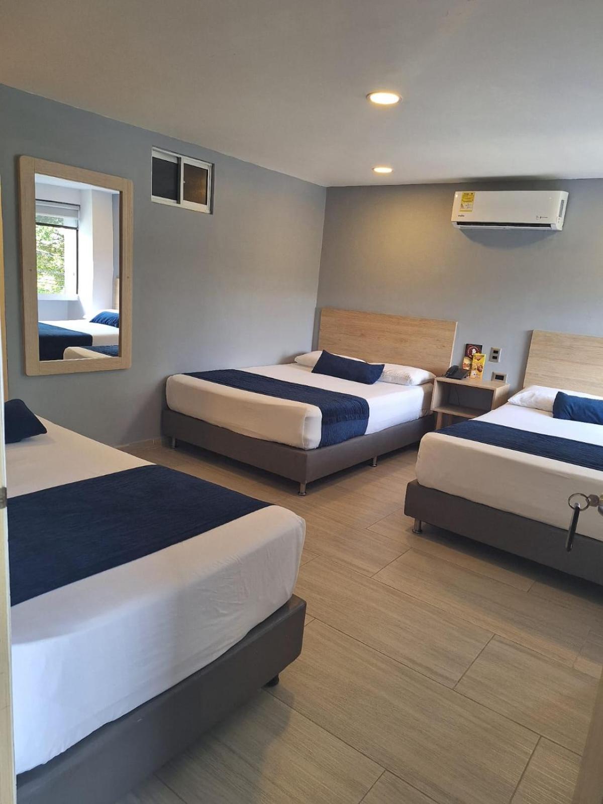 Hotel Suramericana Меделин Екстериор снимка