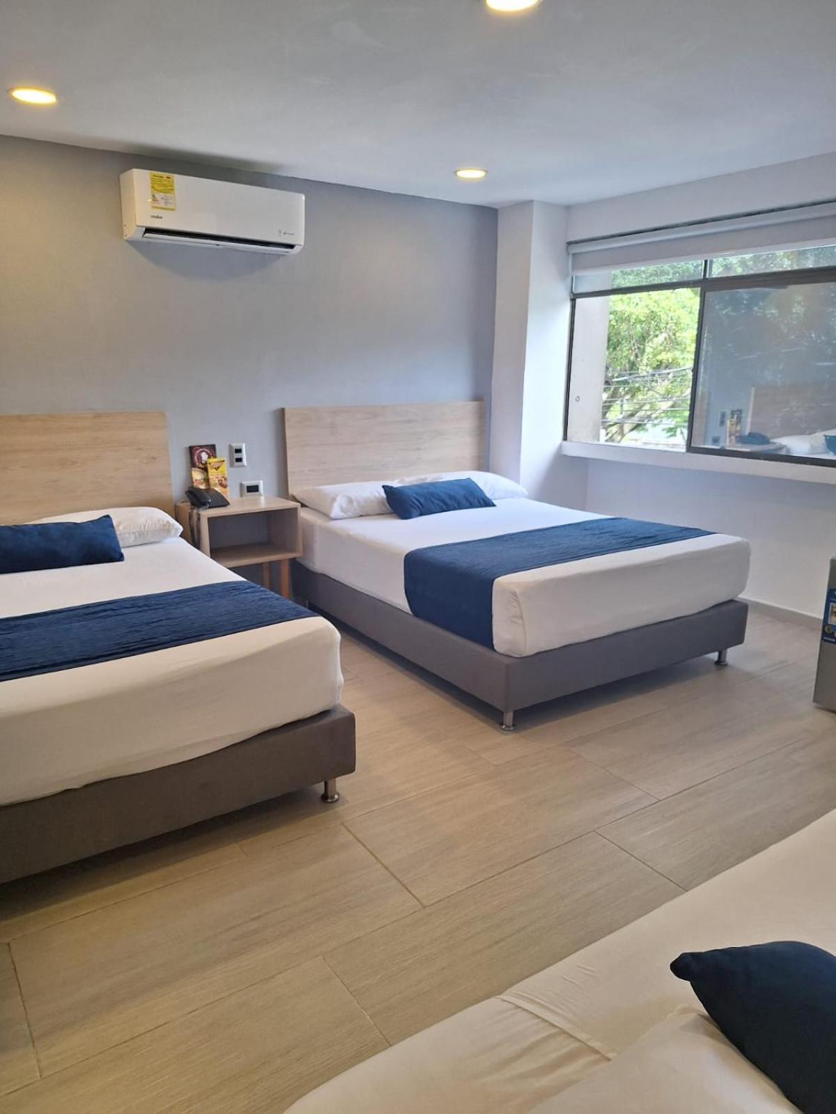 Hotel Suramericana Меделин Екстериор снимка
