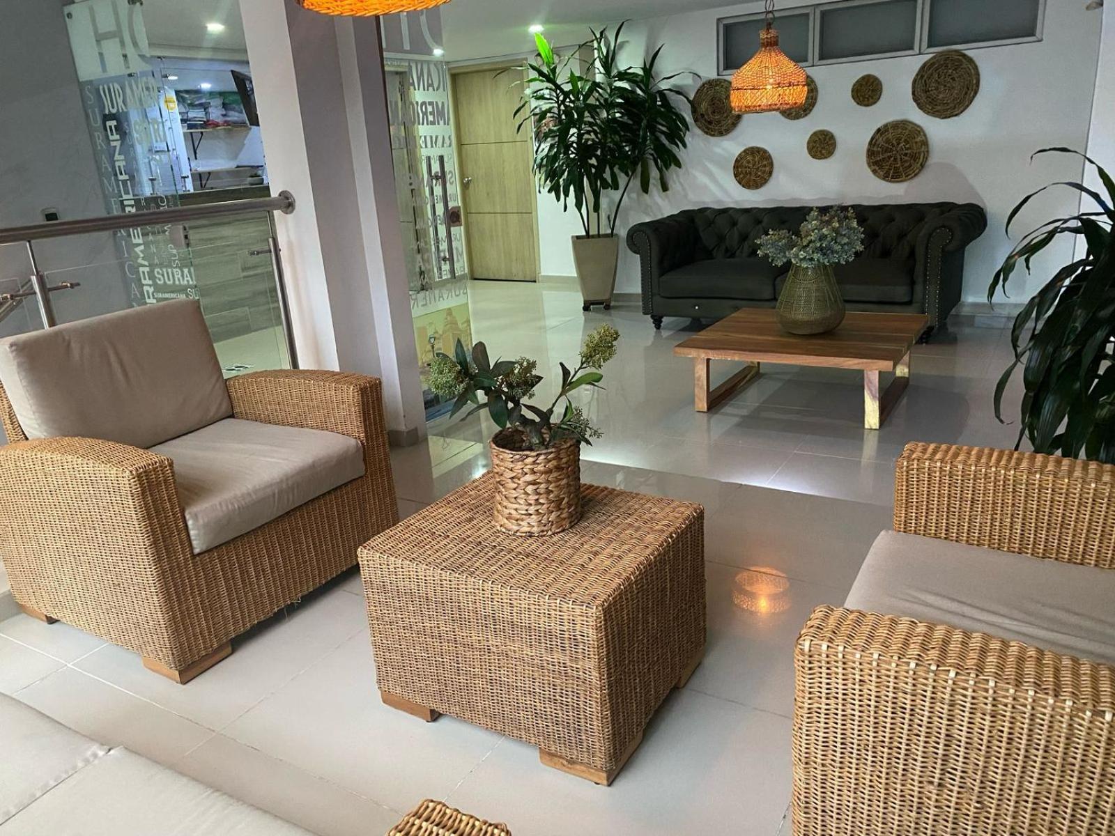 Hotel Suramericana Меделин Екстериор снимка