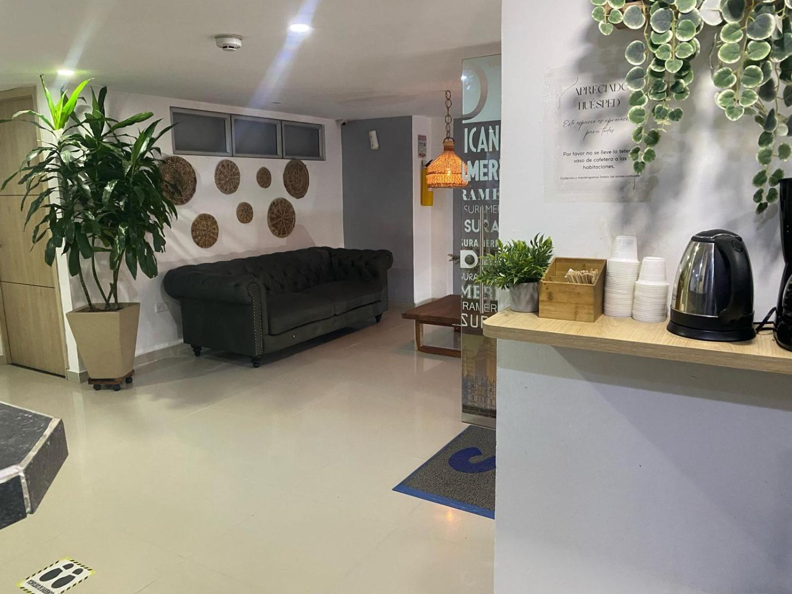 Hotel Suramericana Меделин Екстериор снимка
