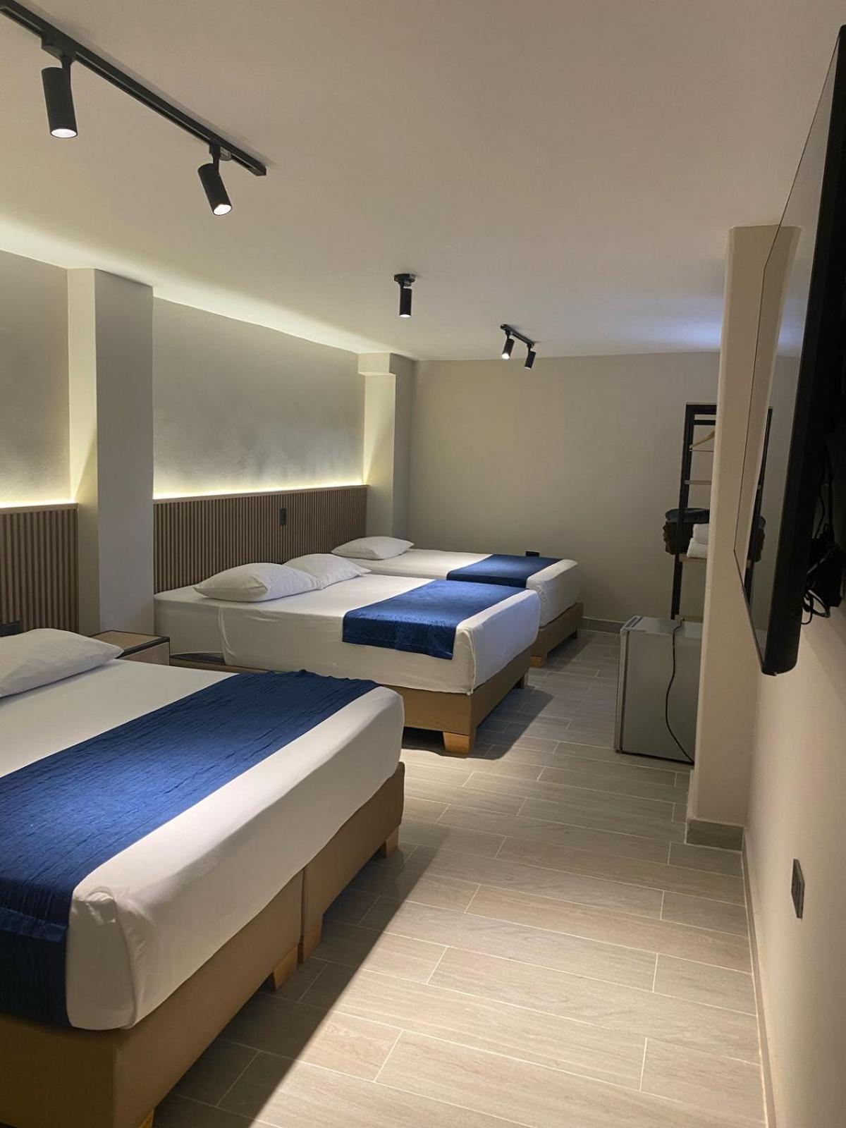 Hotel Suramericana Меделин Екстериор снимка
