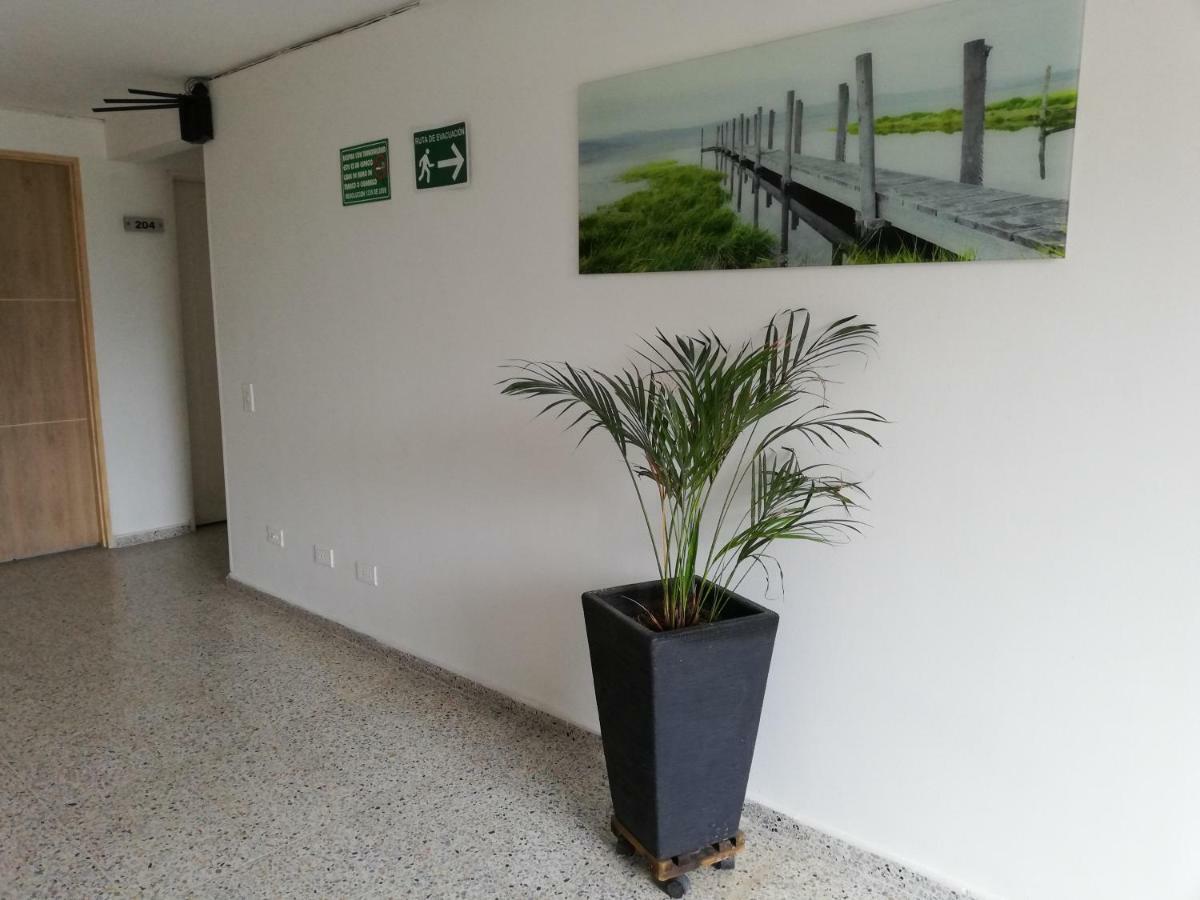 Hotel Suramericana Меделин Екстериор снимка